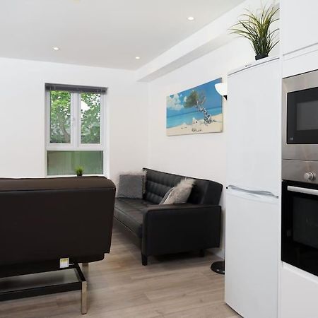 Lovely 3 Bed Flat In A Great Location In London Apartment Luaran gambar