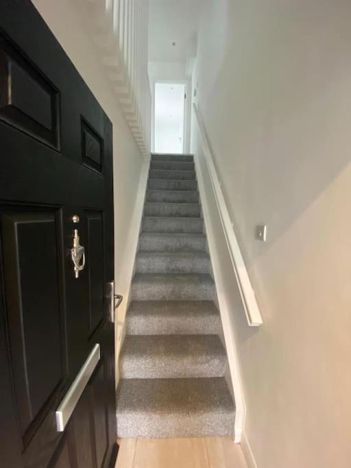 Lovely 3 Bed Flat In A Great Location In London Apartment Luaran gambar